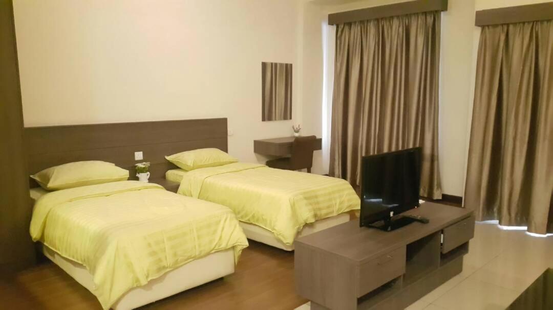 Apartments & Free Access To Waterpark At B Lagoon Melaka Buitenkant foto