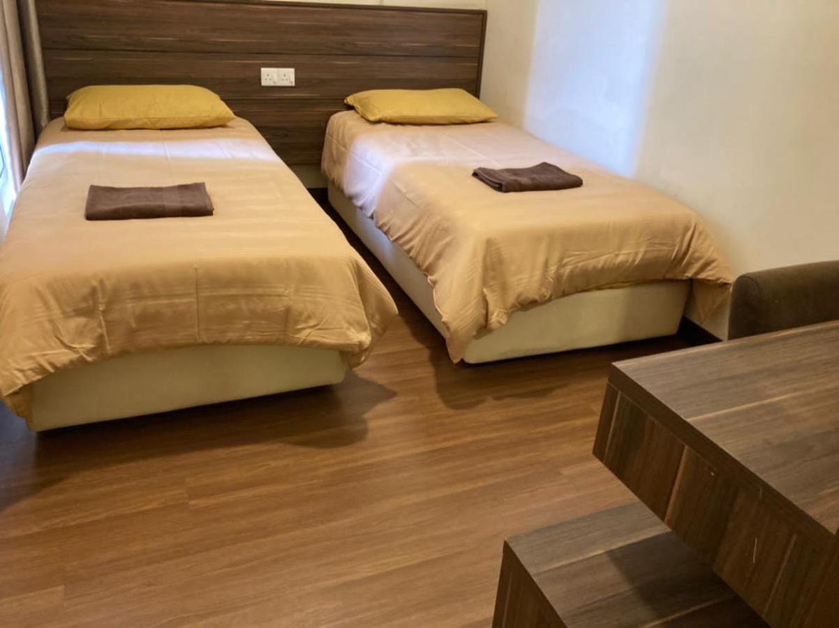 Apartments & Free Access To Waterpark At B Lagoon Melaka Buitenkant foto